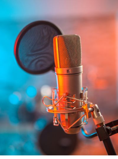 Kim Snyder national female voice talent, voice actor, session vocalist, media writer